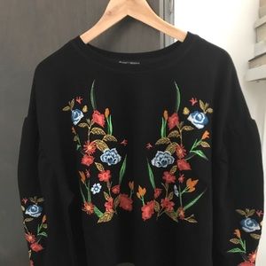 Zara embroidered floral sweatshirt